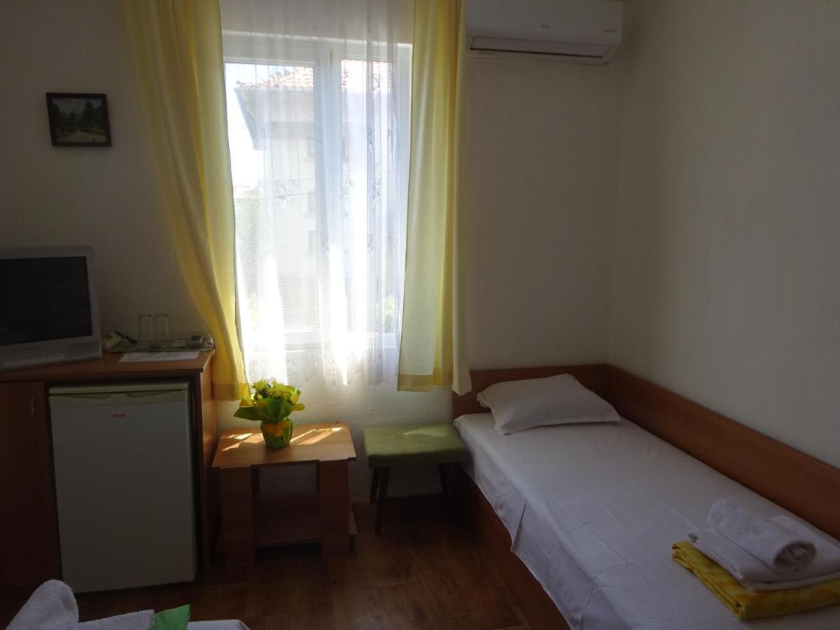 Hotel Hrisi Chernomorets Exterior foto